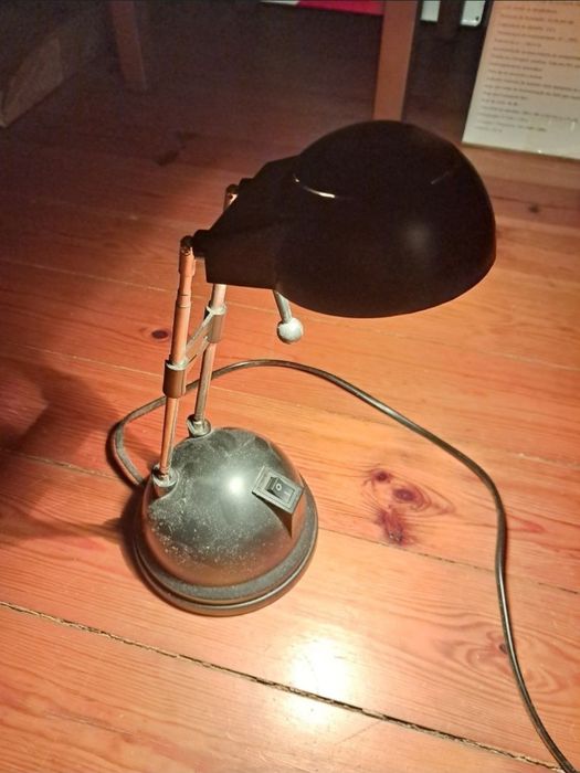 Candeeiro de mesa