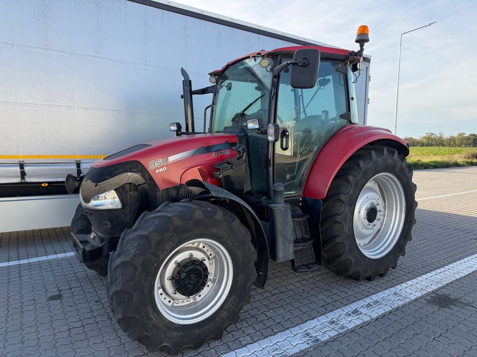 Case IH FARMALL 95U PRO  New Holland Klimatyzacja 5846 MTG Import Ciągnik rolniczy używany