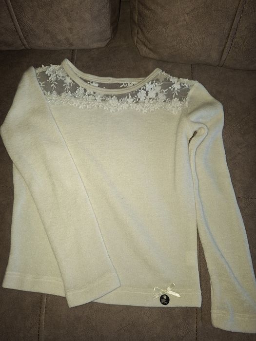 Светрик для дівчинки розмір 128