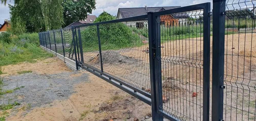 Brama przesuwna panelowa 4m x 1,5 m prawa antracyt