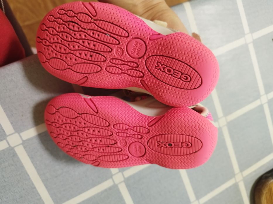 Кросівки Geox для  дівчинки,літні,500 гр.