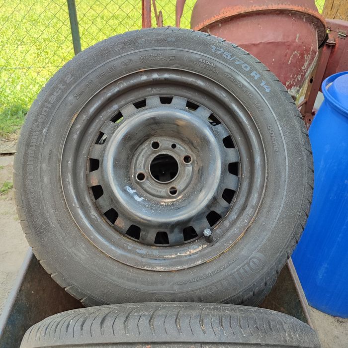 Sprzedam felgi z oponami 14" 4x100