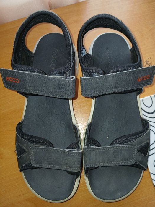 Фірмові босоніжки Ecco