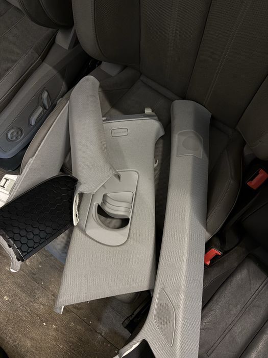 Стеля потолок панель Audi a4b9