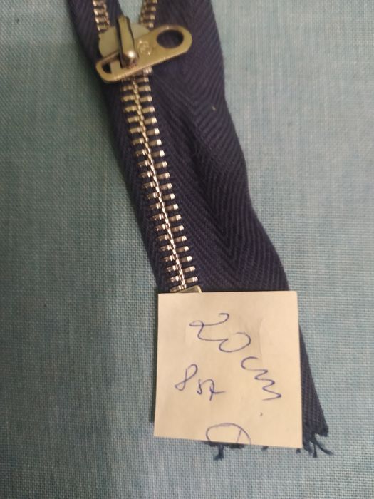 Zamki, suwaki granat szt 8