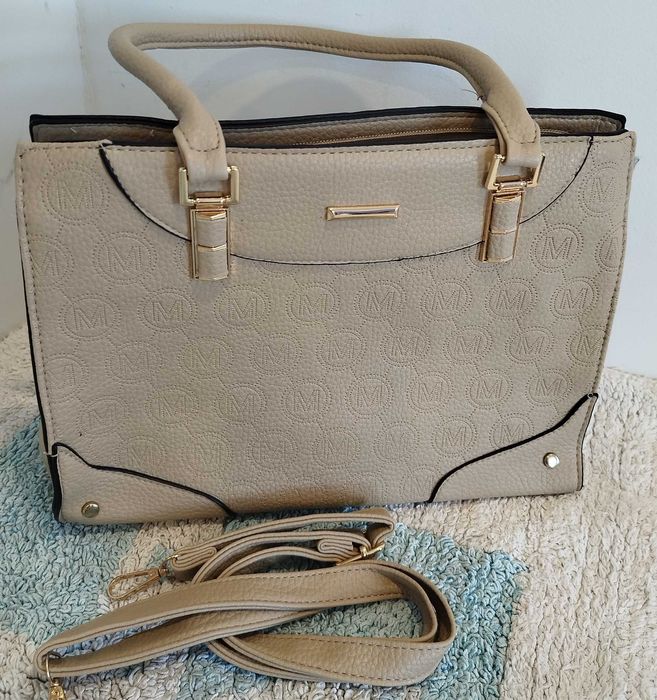 Bolsa Feminina Bege com alça