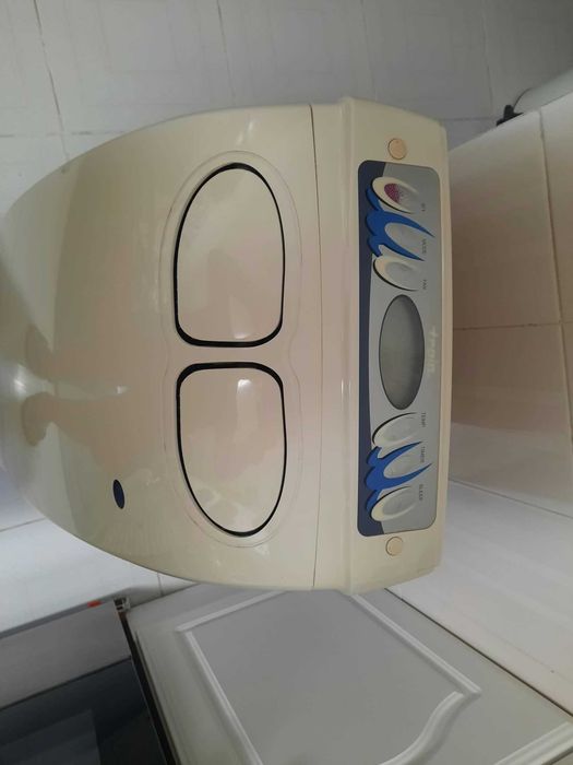 Vendo Ar Condicionado Portátil da marca Troia, modelo KYD-25/NC-E, em excelente estado de conservação e a funcionar a 100%.
