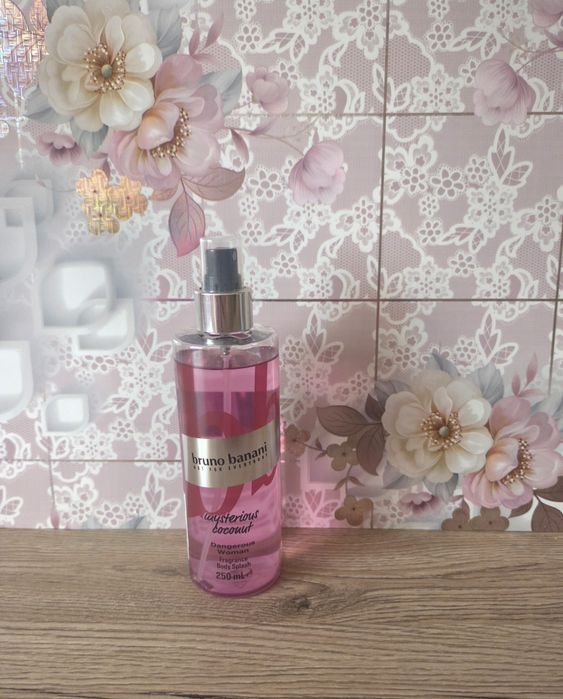 Bruno Banani Dangerous Woman mgiełka do ciała 250ml