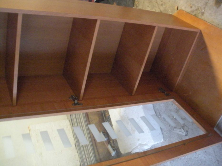 Szafka biblioteczka przeszklona