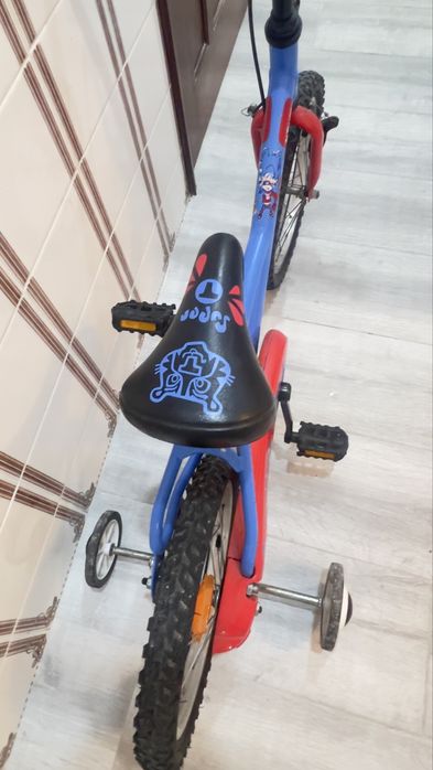 Bicicleta Infantil 16 Btwin Azul e Vermelho