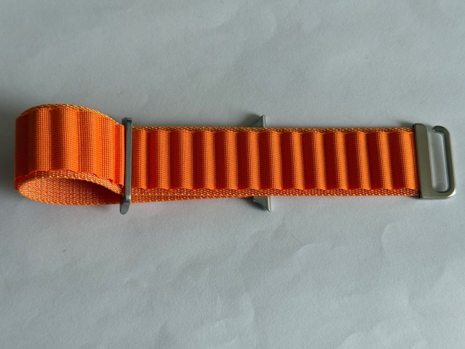 Opaska Alpine do Apple Watcha 49 mm 44 mm 45 mm w kolorze Orange