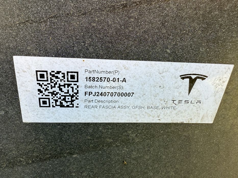 Тесла 3 Хайленд Tesla Model 3 Highland задній бампер!