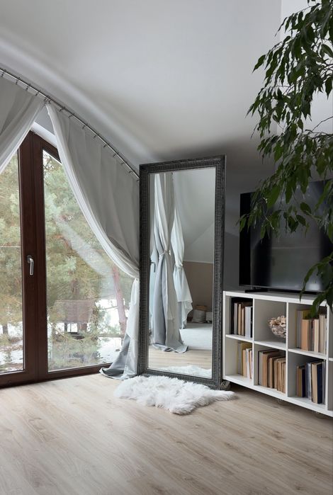 Lustro z Jysk, Dianalund, duże