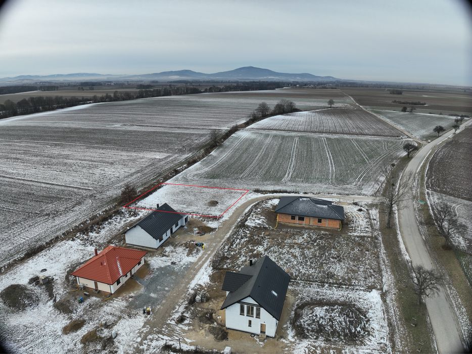 Działka budowlana Tyniec blisko 8, S8