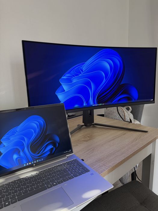 Monitor gaming  MSI  34" ultra wide curvo QD  OLED