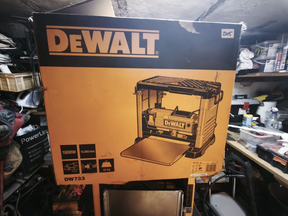 Grubościówka DeWalt DW733