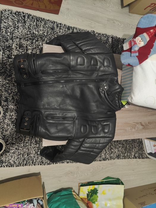 Vários Casacos mota