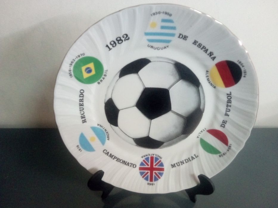 Pratos comemorativos Mundial 1982 em Espanha.