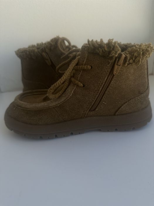 Ботинки Zara (осінь-весна)