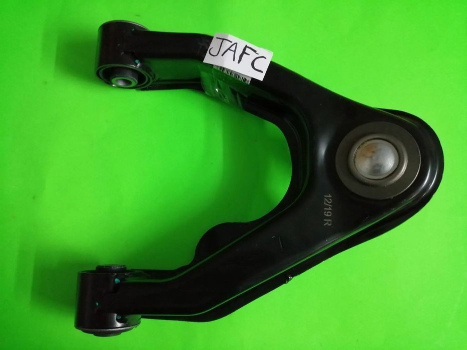 Braço / Braços de Suspensão Superiores - Nissan Pickup Navarra D22 4X4
