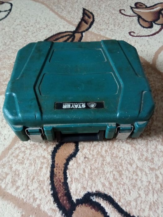 БУ Шуруповерт STAYER