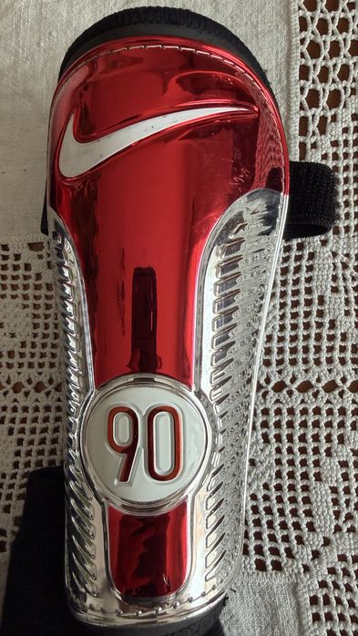 Caneleiras de futebol da Nike