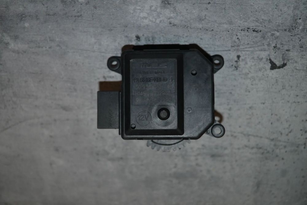 VW POLO 9N SEAT IBIZA AUDI A2 SKODA FABIA SILNICZEK REGULACJI KLAP NAGRZEWNICY 309368201BE