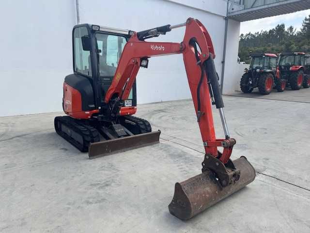 Giratória Kubota U27 ALUGUER Nº57953