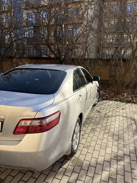 Тойота камрі 2007 року