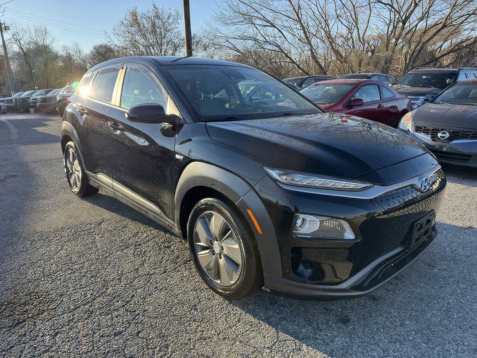 Hyundai Kona      2019