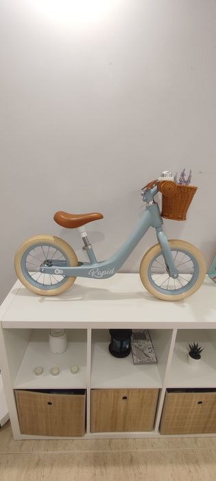 Bicicleta de equilíbrio kinderkraft
