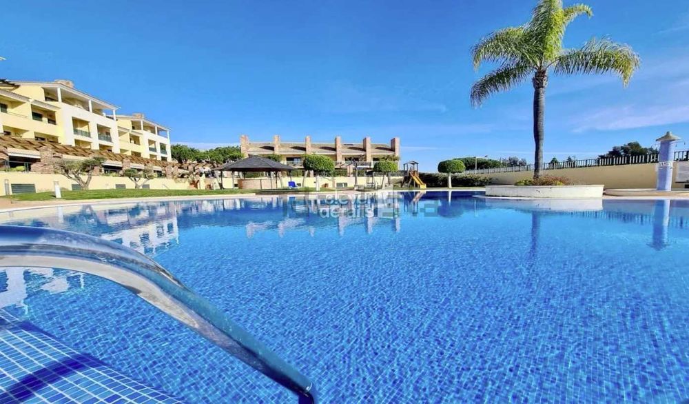 Aluguer: Apartamento T2 Luminoso na Encosta das Oliveiras – Vilamoura