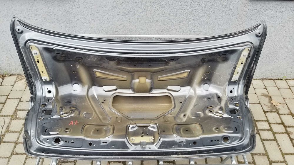 Кришка багажника  Audi A4 2024 після ремонту