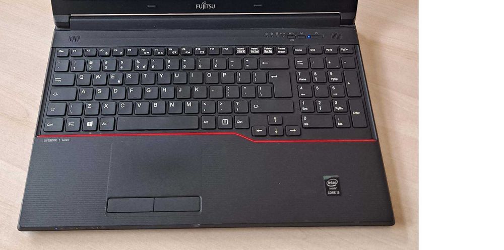 Laptop Fujitsu Lifebook Series E i3 4th 2,40Ghz 8GB 250SSD USB3.0 15,6'  Gwarancja