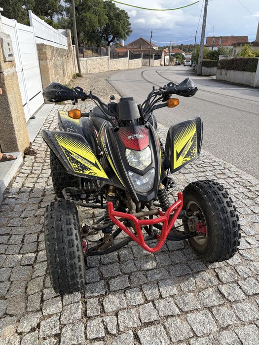 Vendo Moto 4 - com documentos
