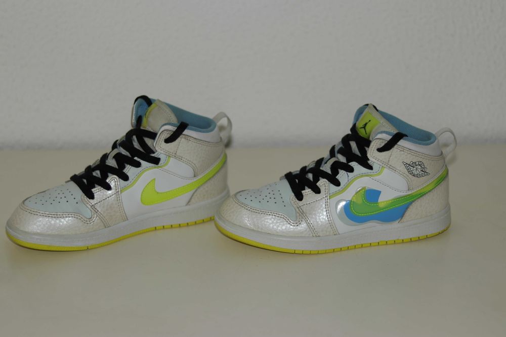 Sapatilhas Nike Air Jordan 1 Mid SE Warped Swoosh