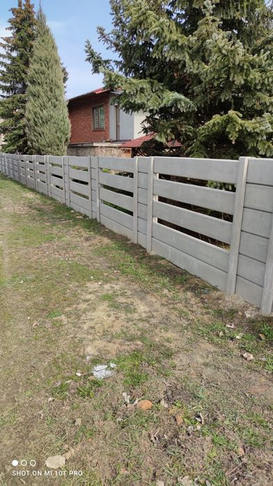Ogrodzenia, garaże, wiaty, budynki z płyt betonowych