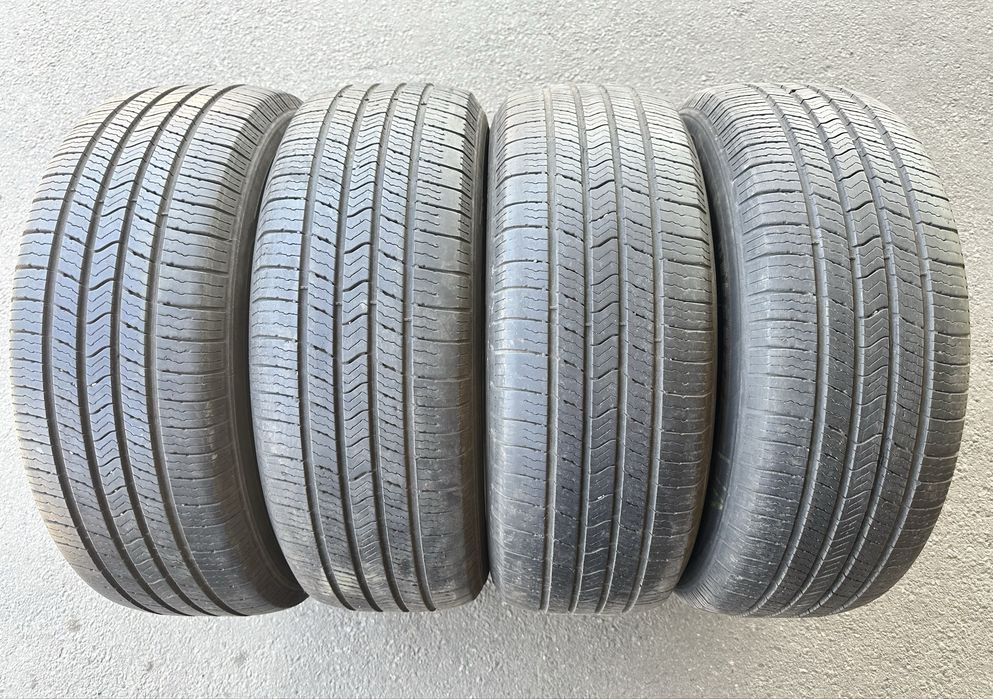 Шини 225 60 17 99T Michelin Defender XT комплект