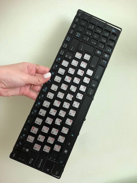 Матриця, клавіатура, кулер до Asus x52ju