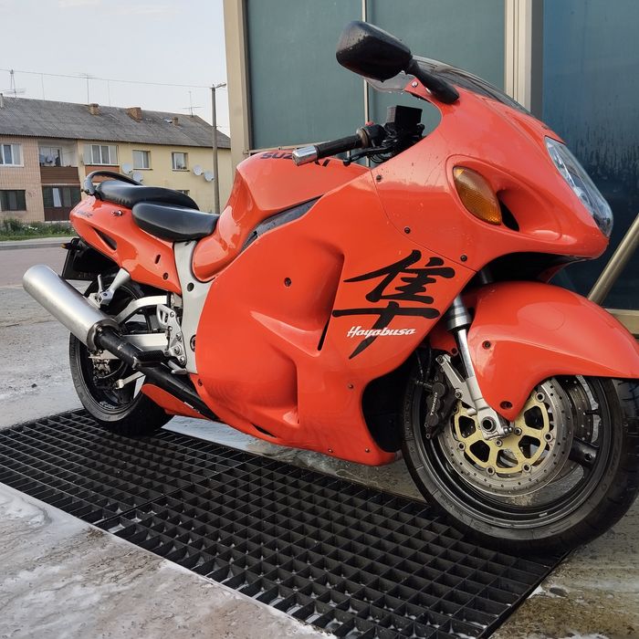 Suzuki GSX 1300R. Hayabusa