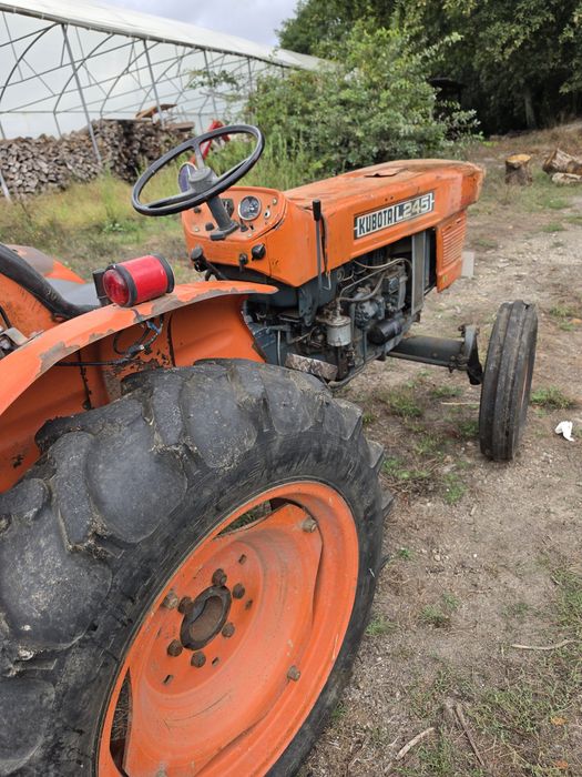 Trator kubota 25 cv