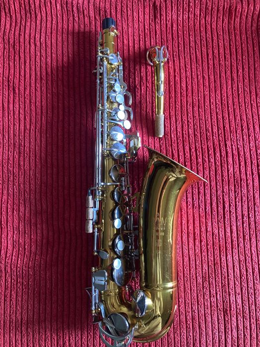 Saxofone Alto King Cleveland 613 Usa