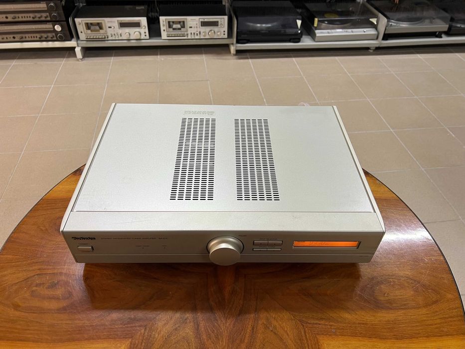 Amplituner Technics SA-E10 Audio Room