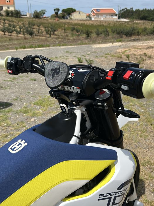 Husqvarna 701 Supermoto
