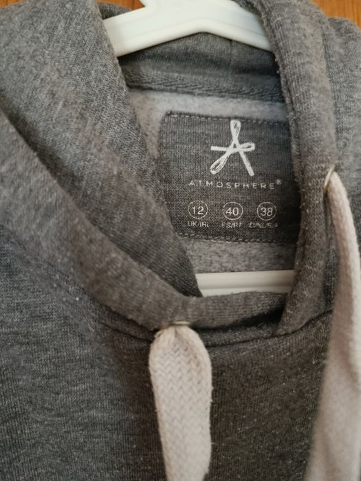 Sweatshirt confortável com capuz