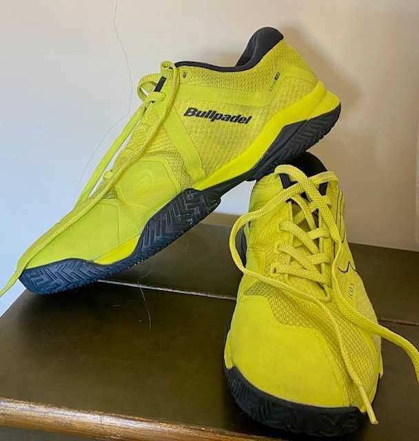 Sapatilhas de Padel marca BullPadel Icon Homem. Praticamente novas