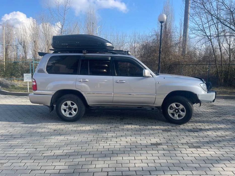 Toyota Land Cruiser 100 4.7 AT підготовлена