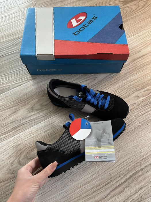 Кросівки botas шкіра