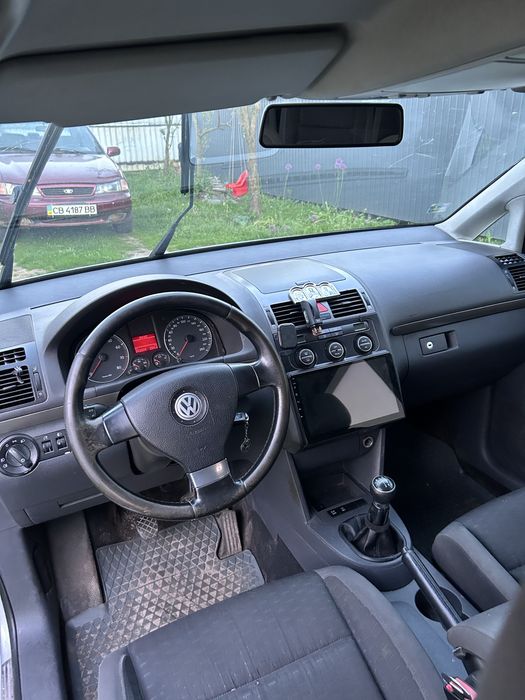 Продам VW TOURAN  1.4 tsi