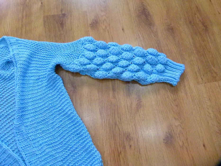 sweter kardigan niebieski pleciony gruby rozm około 38 M